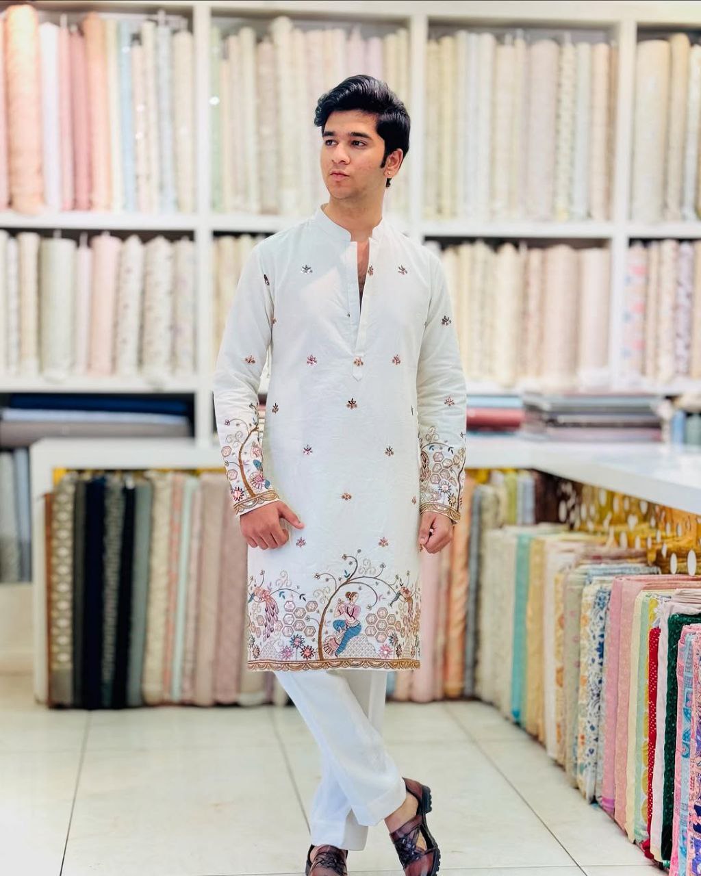 TREE N PEACOCK DAMAN PRINTED WORK KURTA PAJAMA SET FOR MEN'S