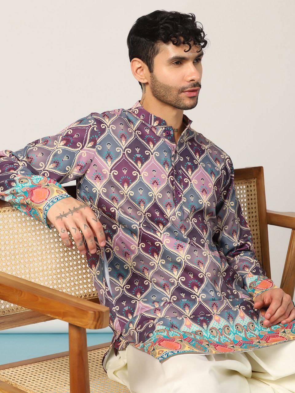 GREY PINK PRINTED KURTA AND PATIYALA SET